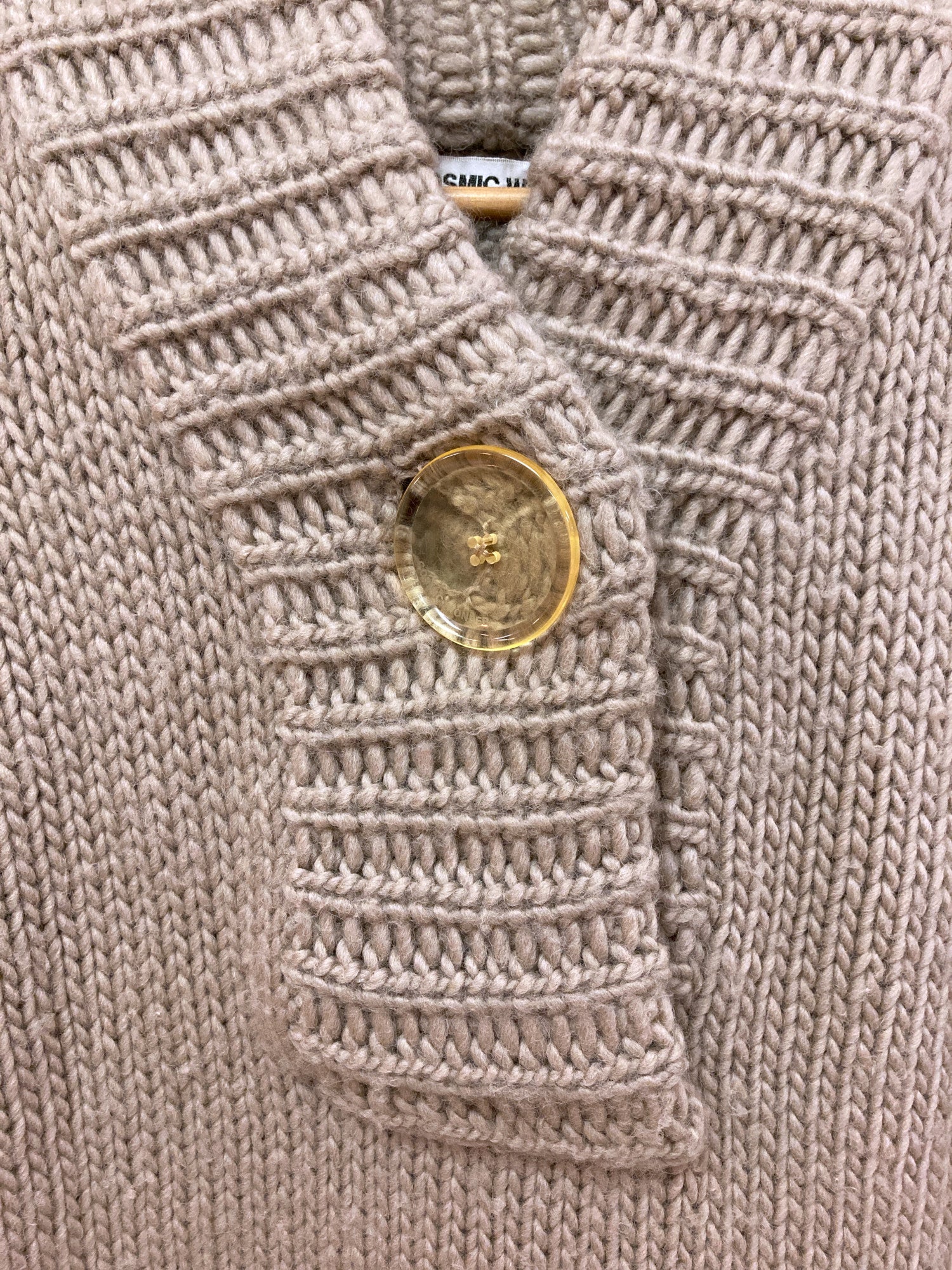 Cosmic Wonder 1990s-2000s beige wool shawl collar jumper with big plastic button