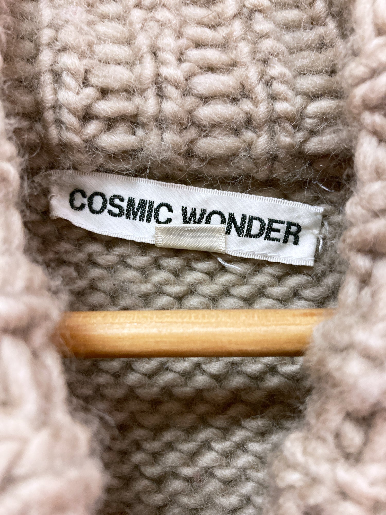 Cosmic Wonder 1990s-2000s beige wool shawl collar jumper with big plastic button