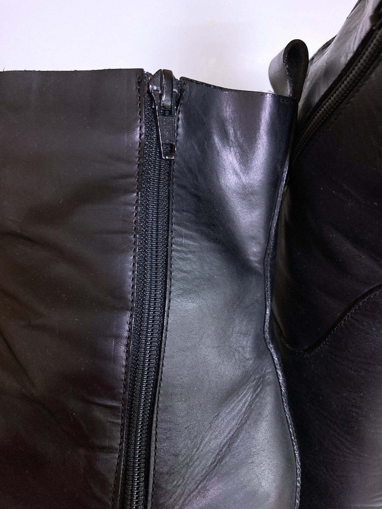 Costume Homme black leather side zip square toe boots – Filter store