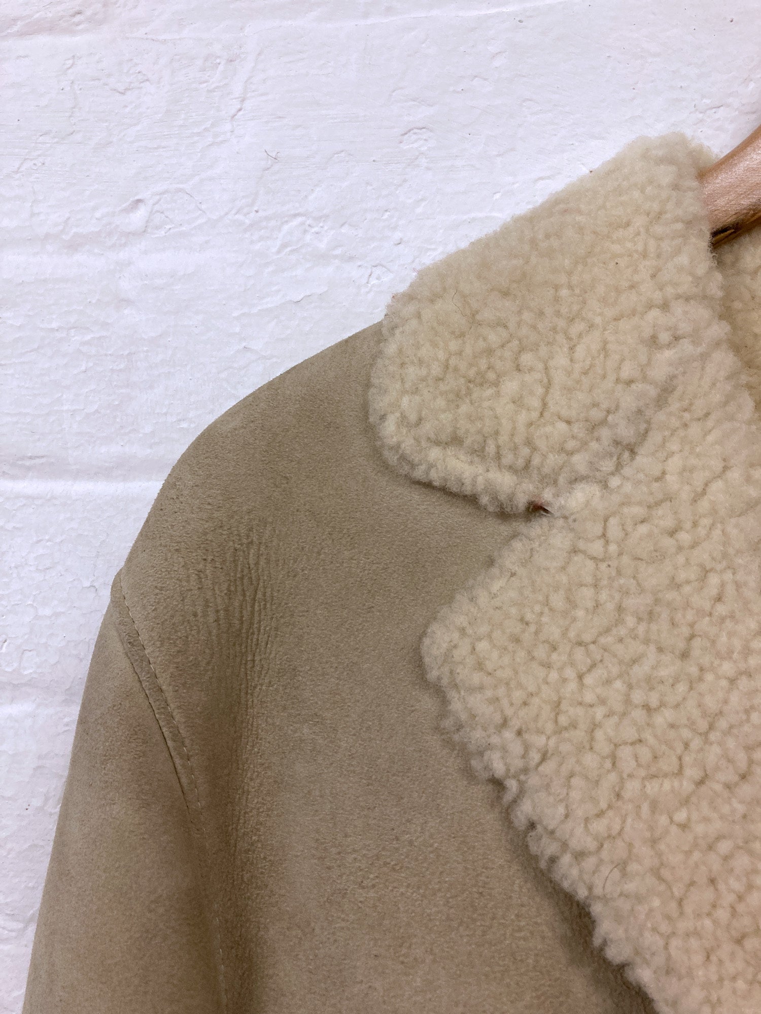 Christophe Lemaire pour Marsil Paris beige leather 3 button mouton coat - sz 38