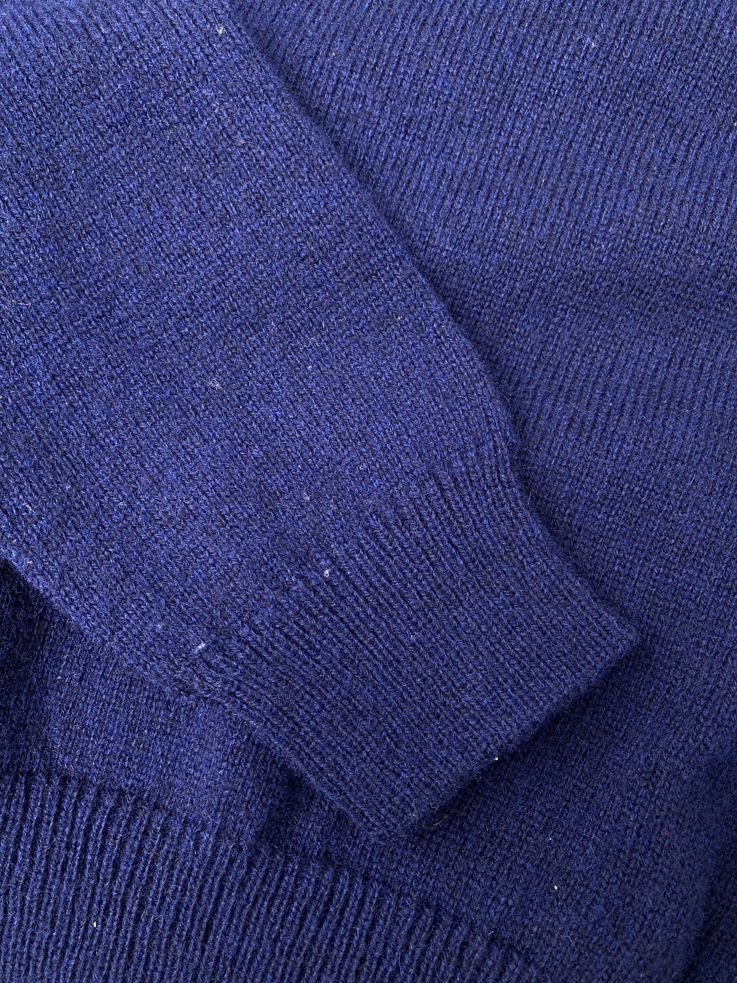 Robe de Chambre Comme des Garcons 1997 navy wool curved line jumper