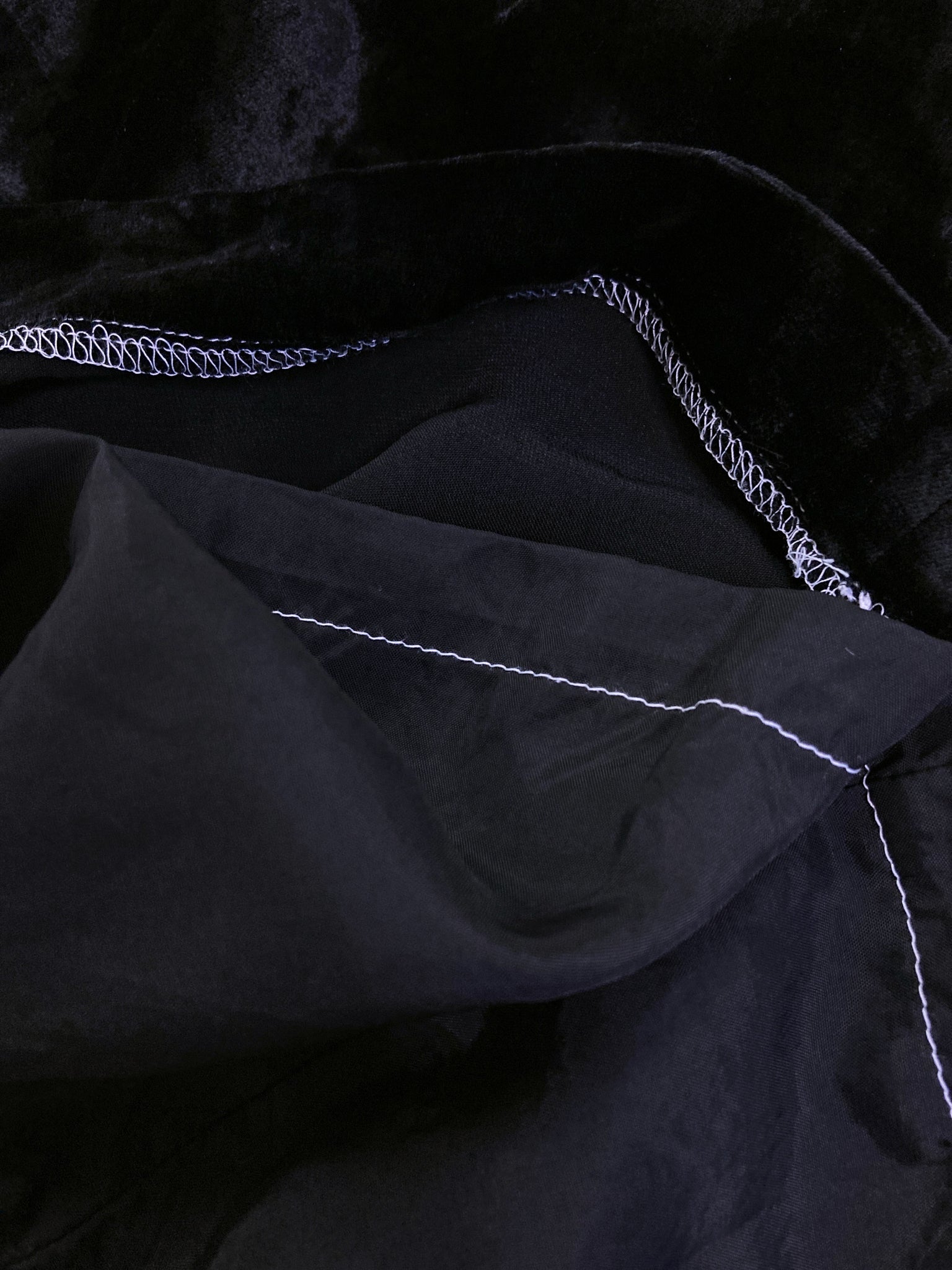 Comme des Garcons 1998 black rayon velvet elastic waist skirt