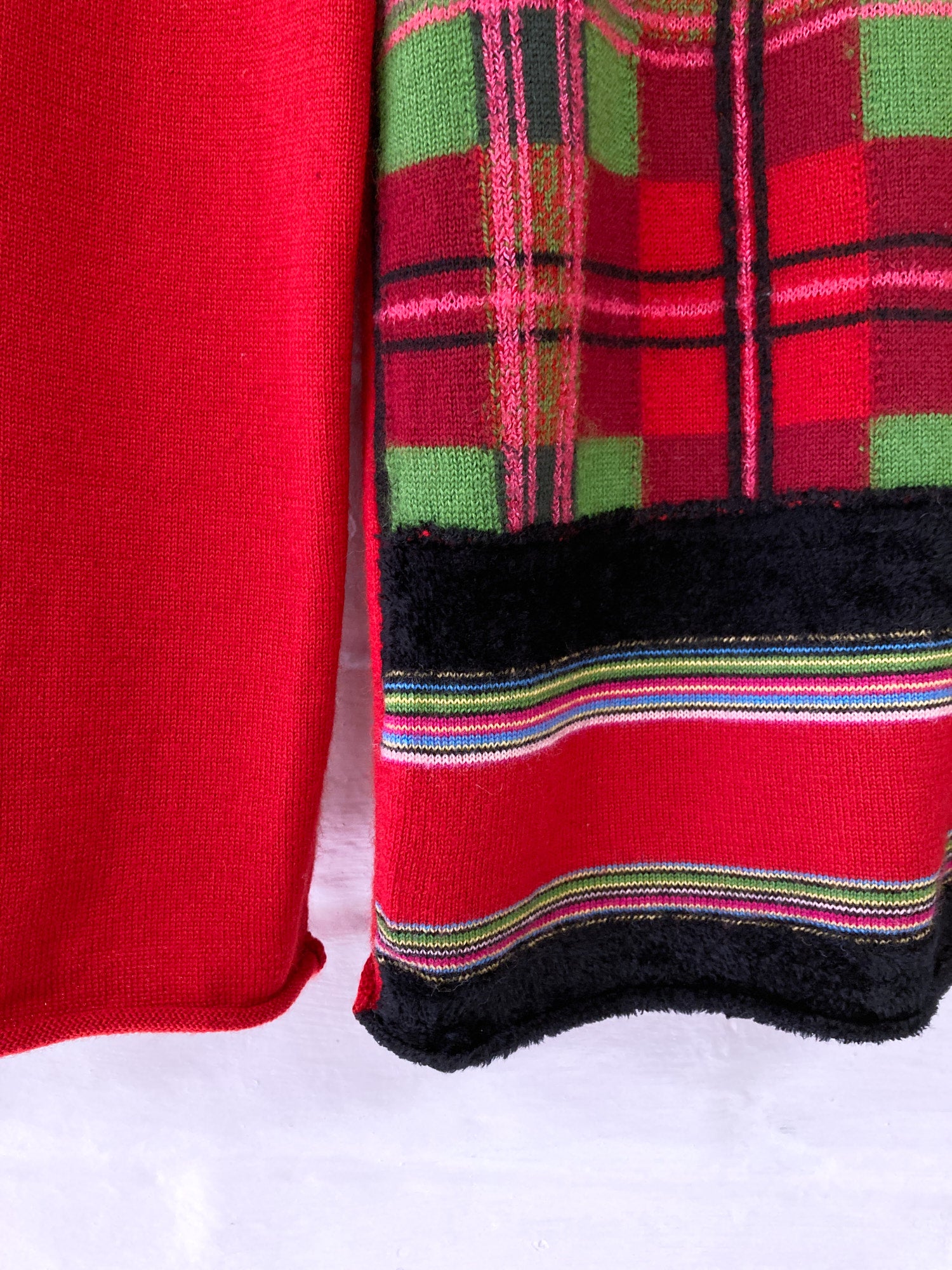 Robe de Chambre Comme des Garcons 2000 red wool multi-pattern sweater