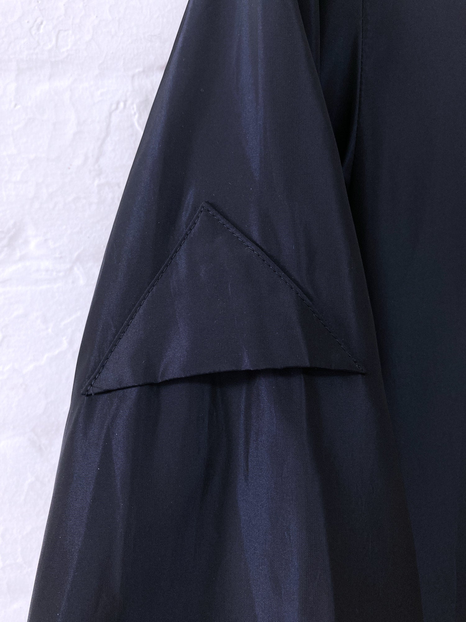 Naoki Takizawa glossy blue poly-silk coat with adjustable sleeves - sz 36