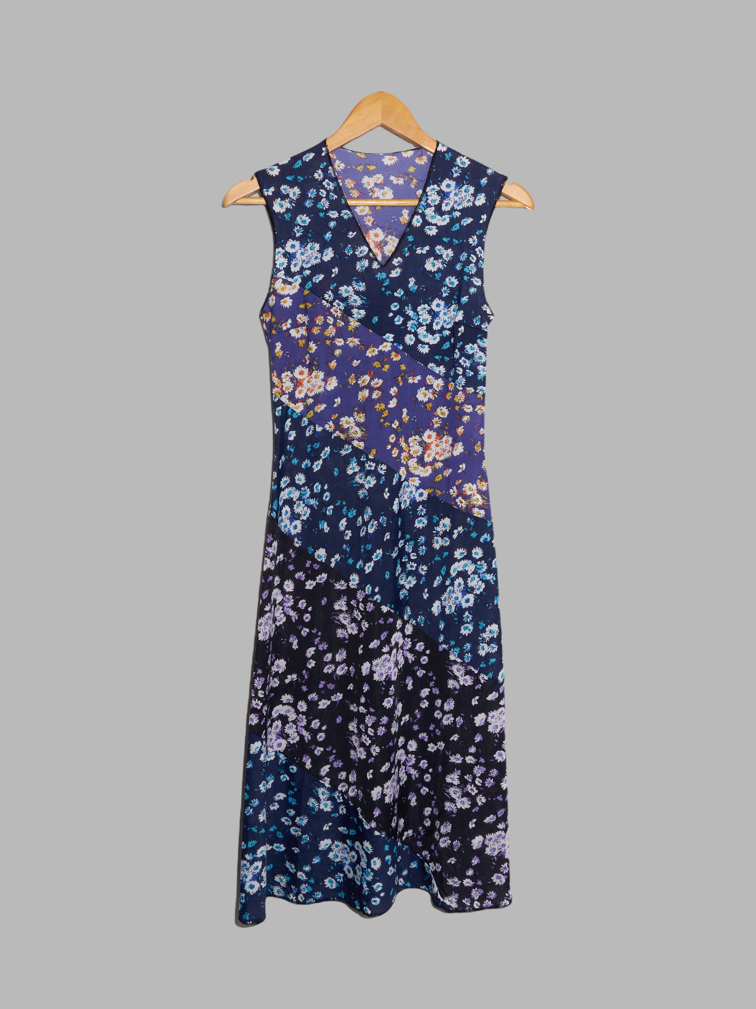 Jean Colonna blue and purple patchwork floral print v neck sleeveless dress