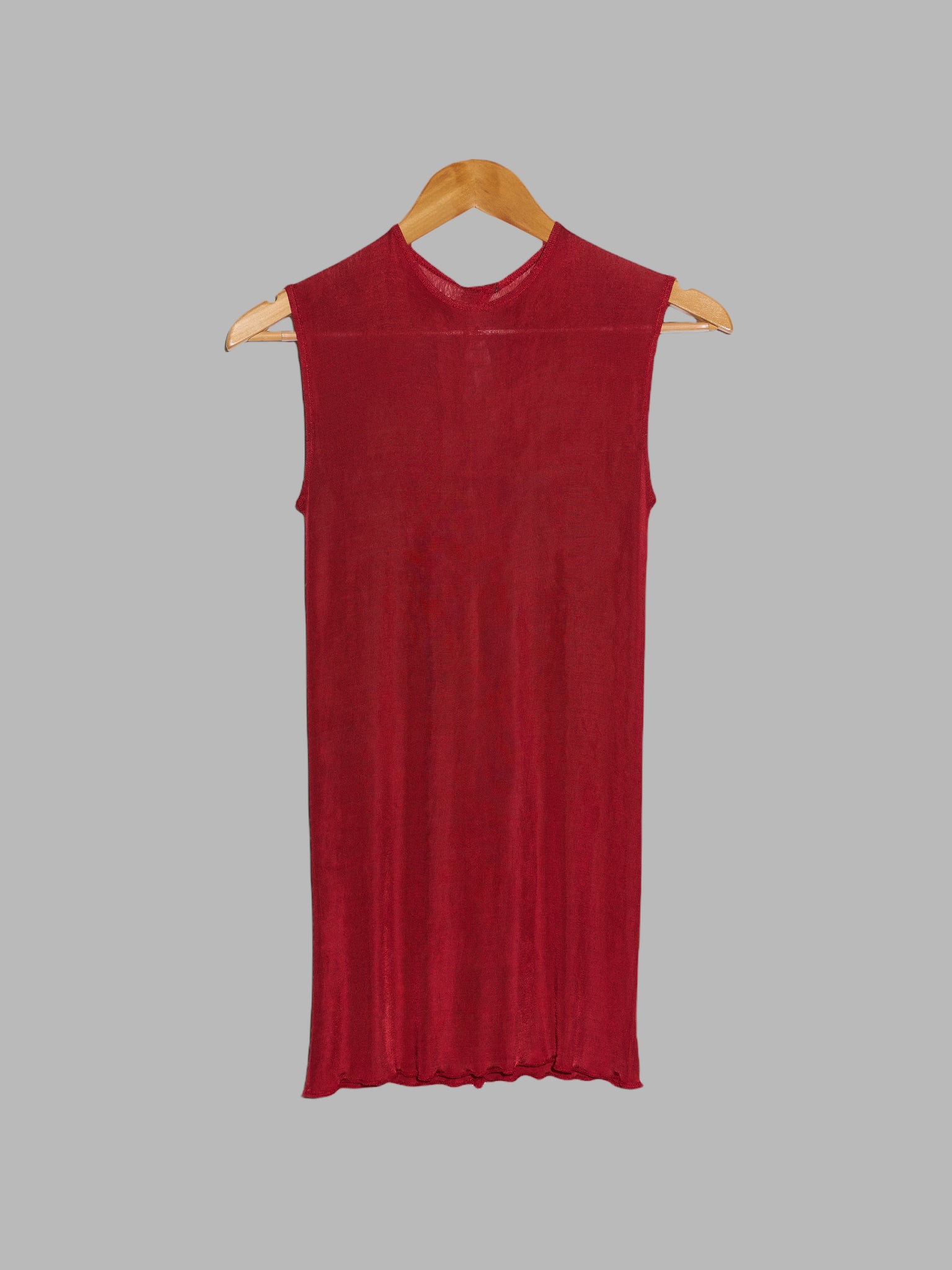 Jean Colonna shiny red sleeveless top with open back detail - S