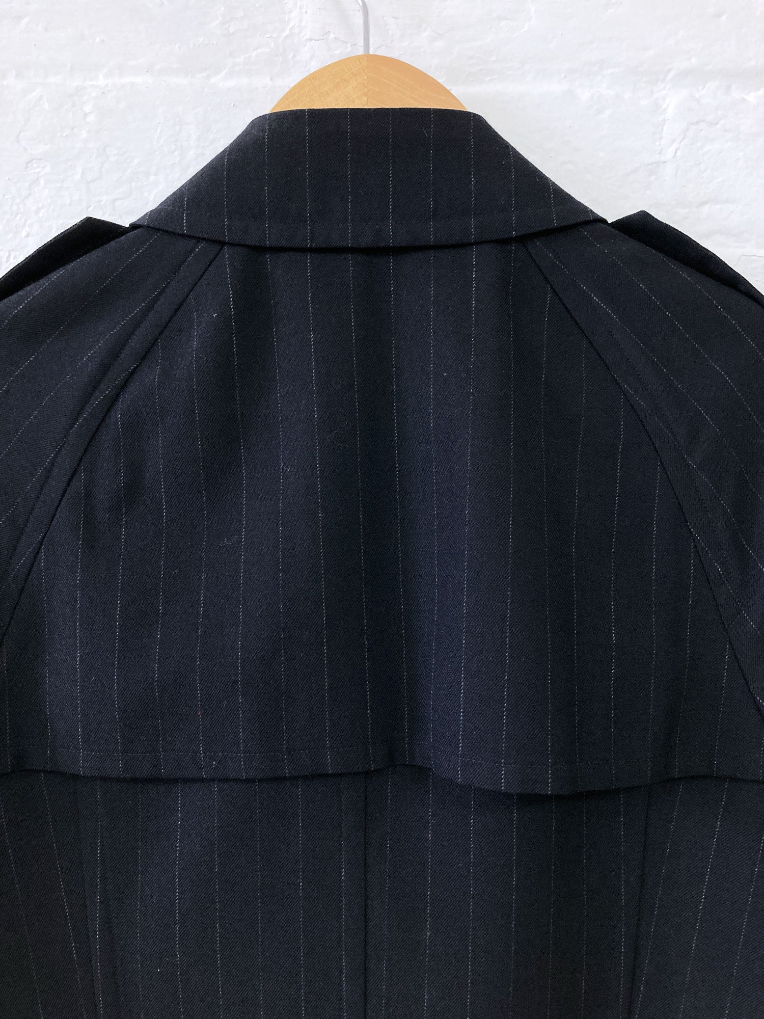 ジャケット・アウター tricot COMME des GARONS blk trench coat BLACK Comme des Garçons: Double Breasted Trench Coat (Black