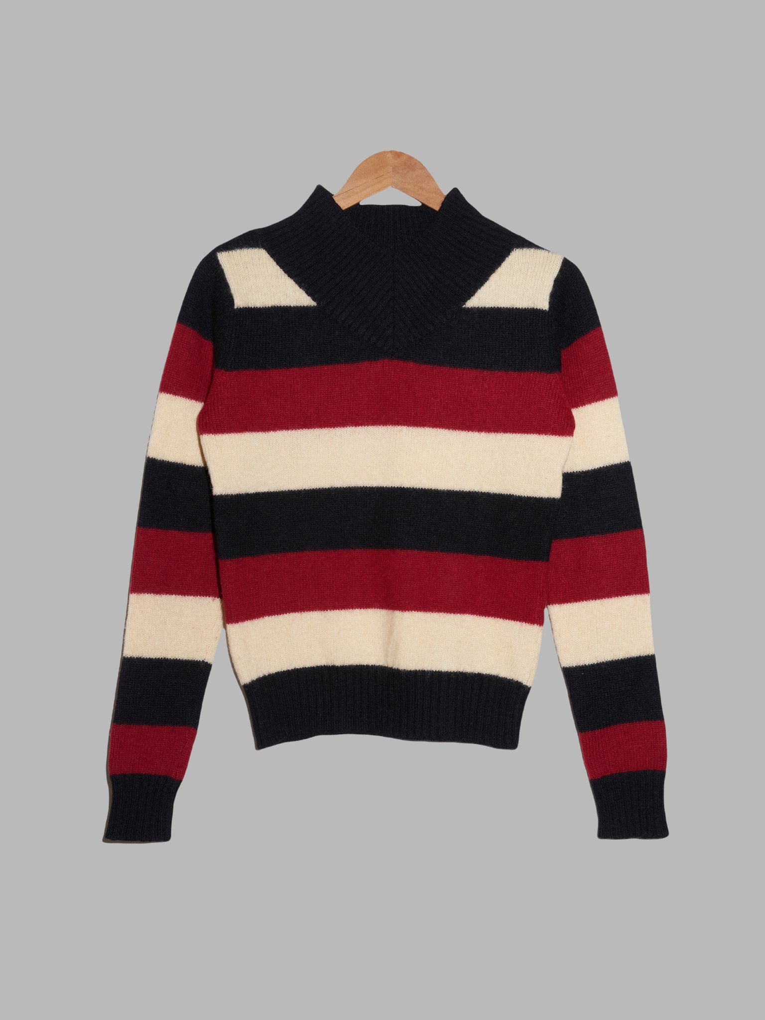 Yoichi Nagasawa black red and white horizontal stripe v neck jumper - S 8