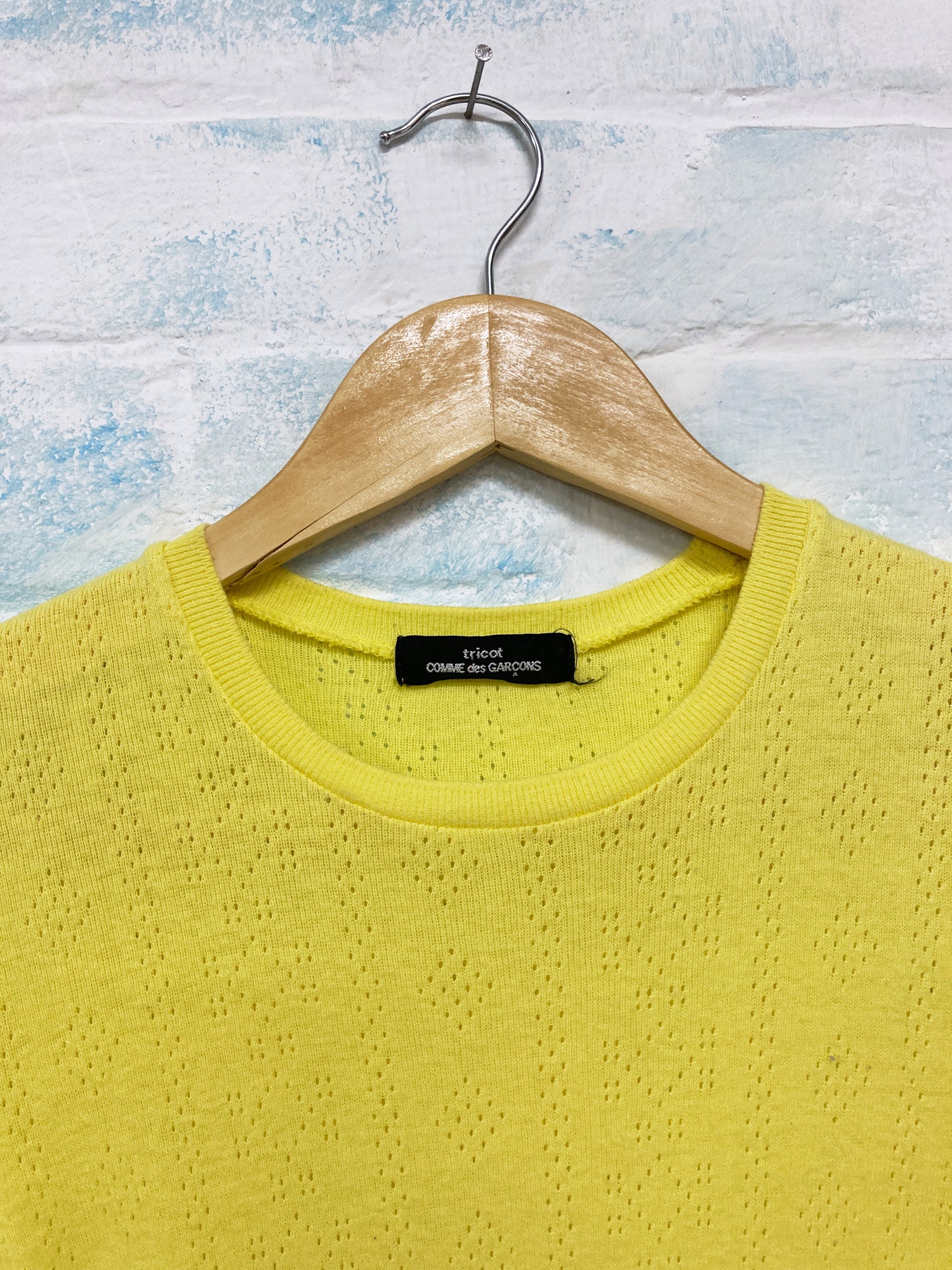 Comme des garcons jumper yellow hotsell