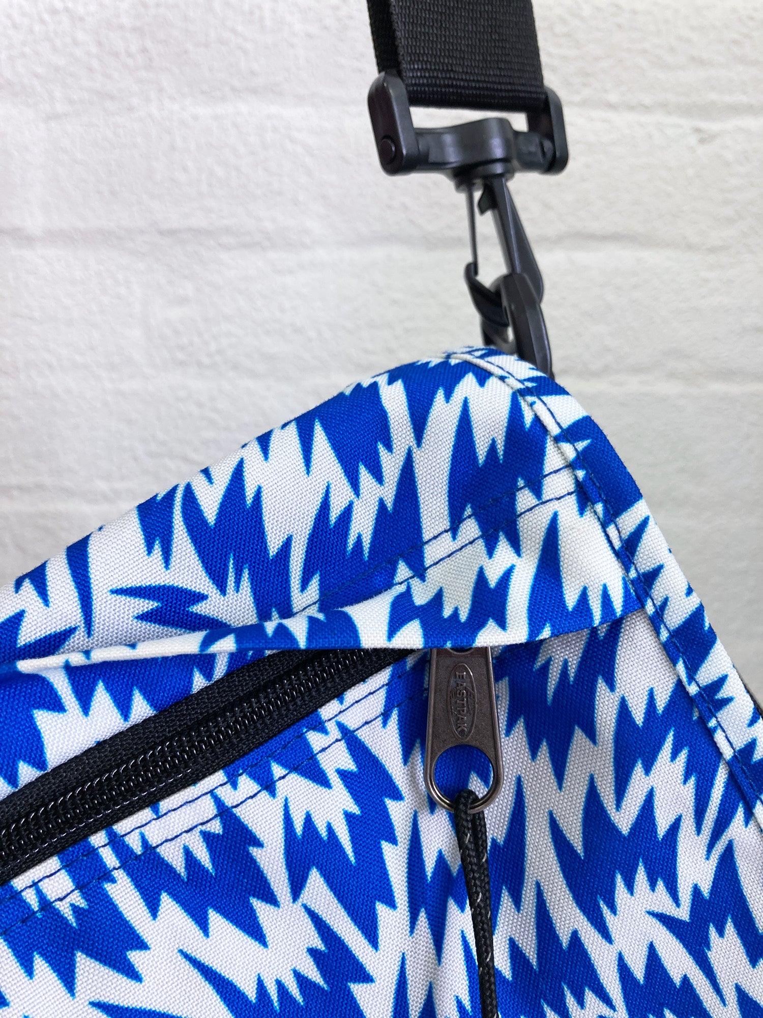 eleykishimoto-blue3.jpg