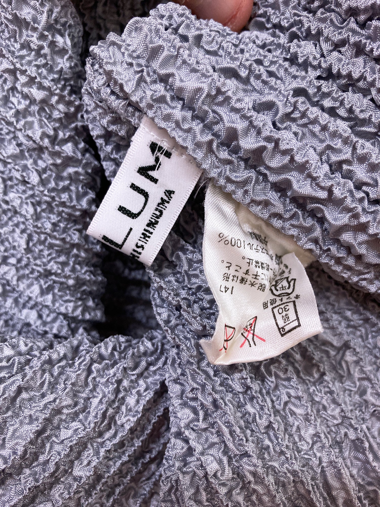 Yoshiki Hishinuma Peplum grey wrinkled polyester turtleneck - size 1 S