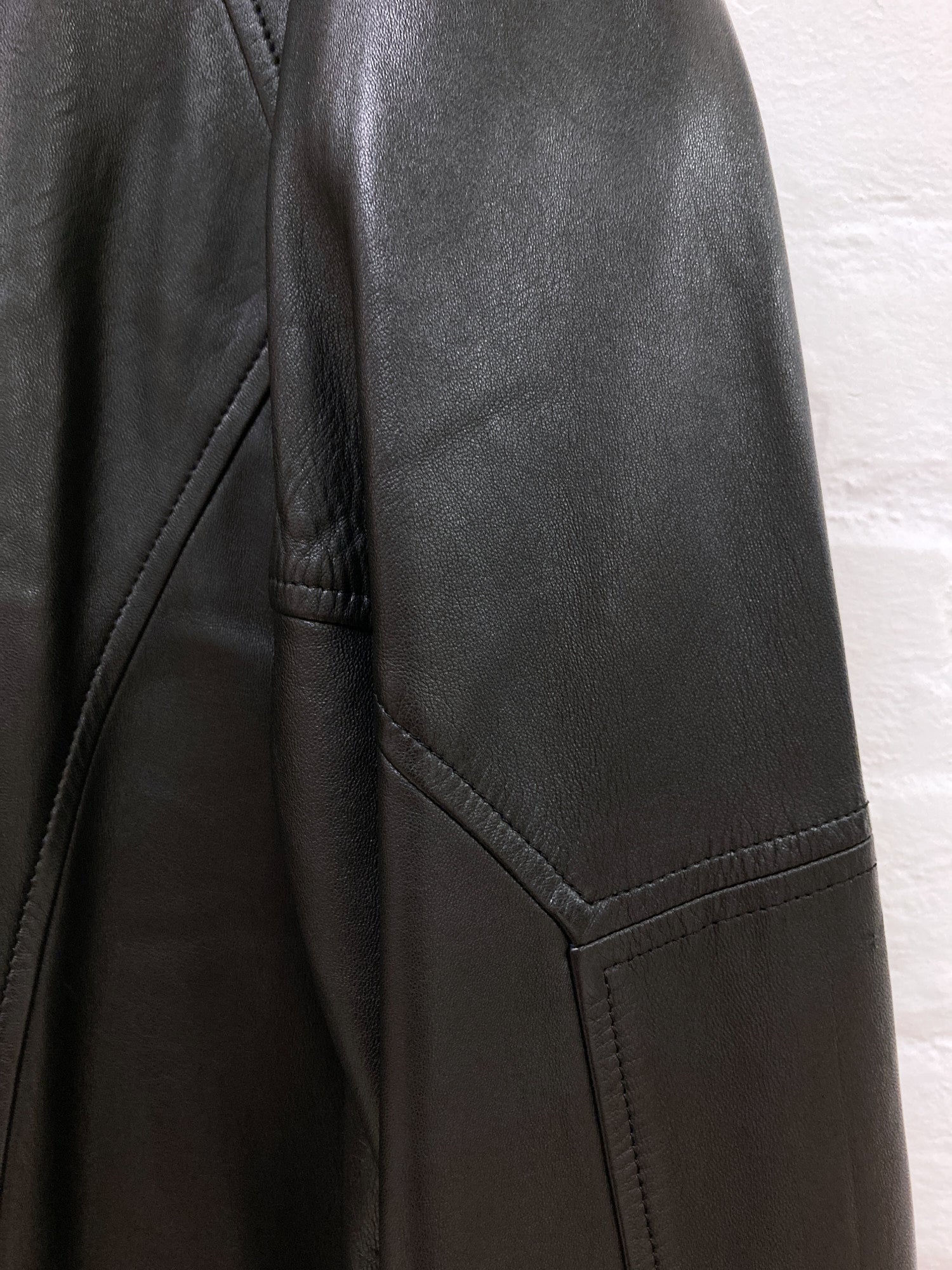 Lanvin Studio 1980s padded black paneled leather jacket - size 50