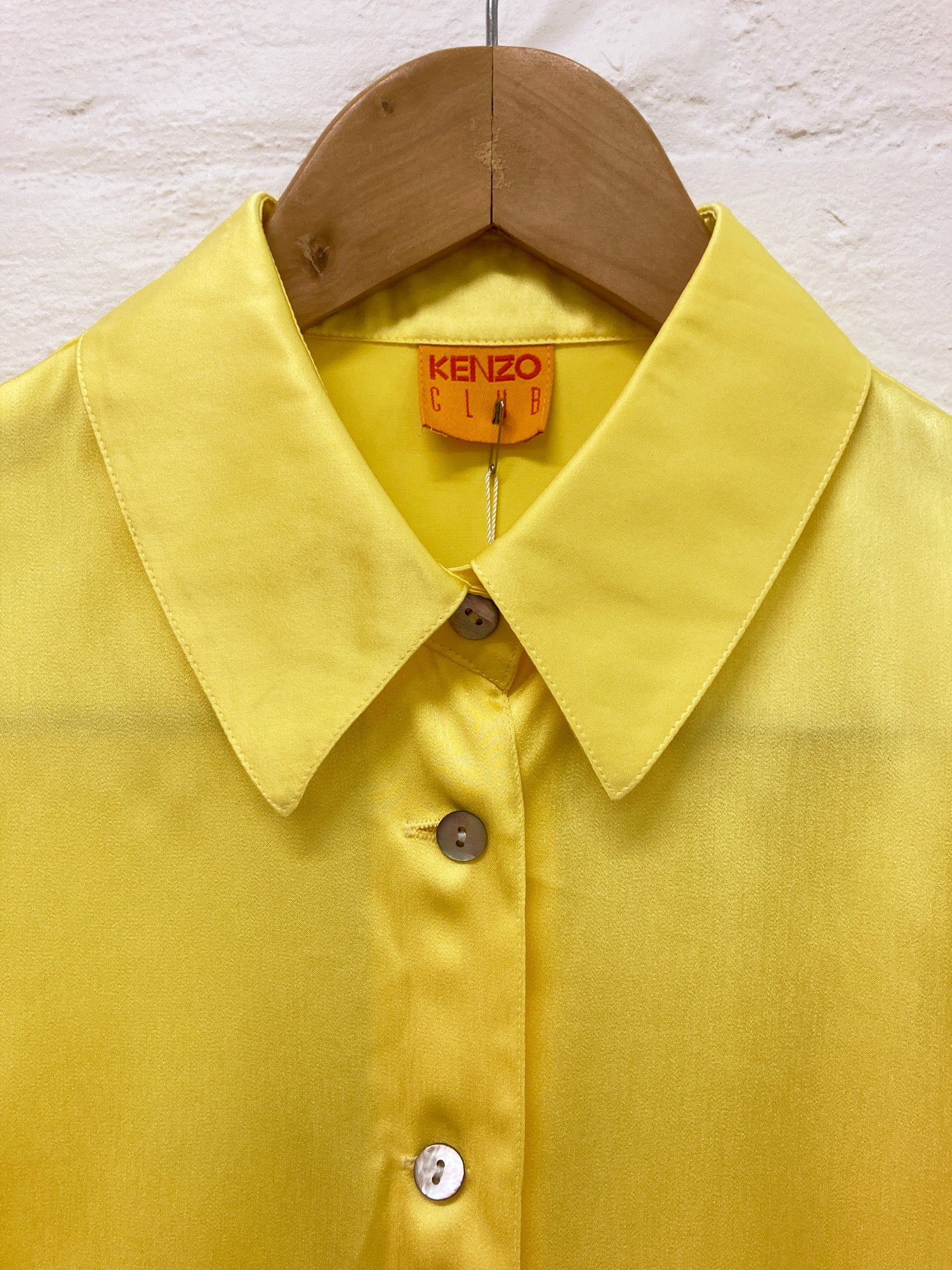 Kenzo Club yellow polyester cropped satin shirt - size 38