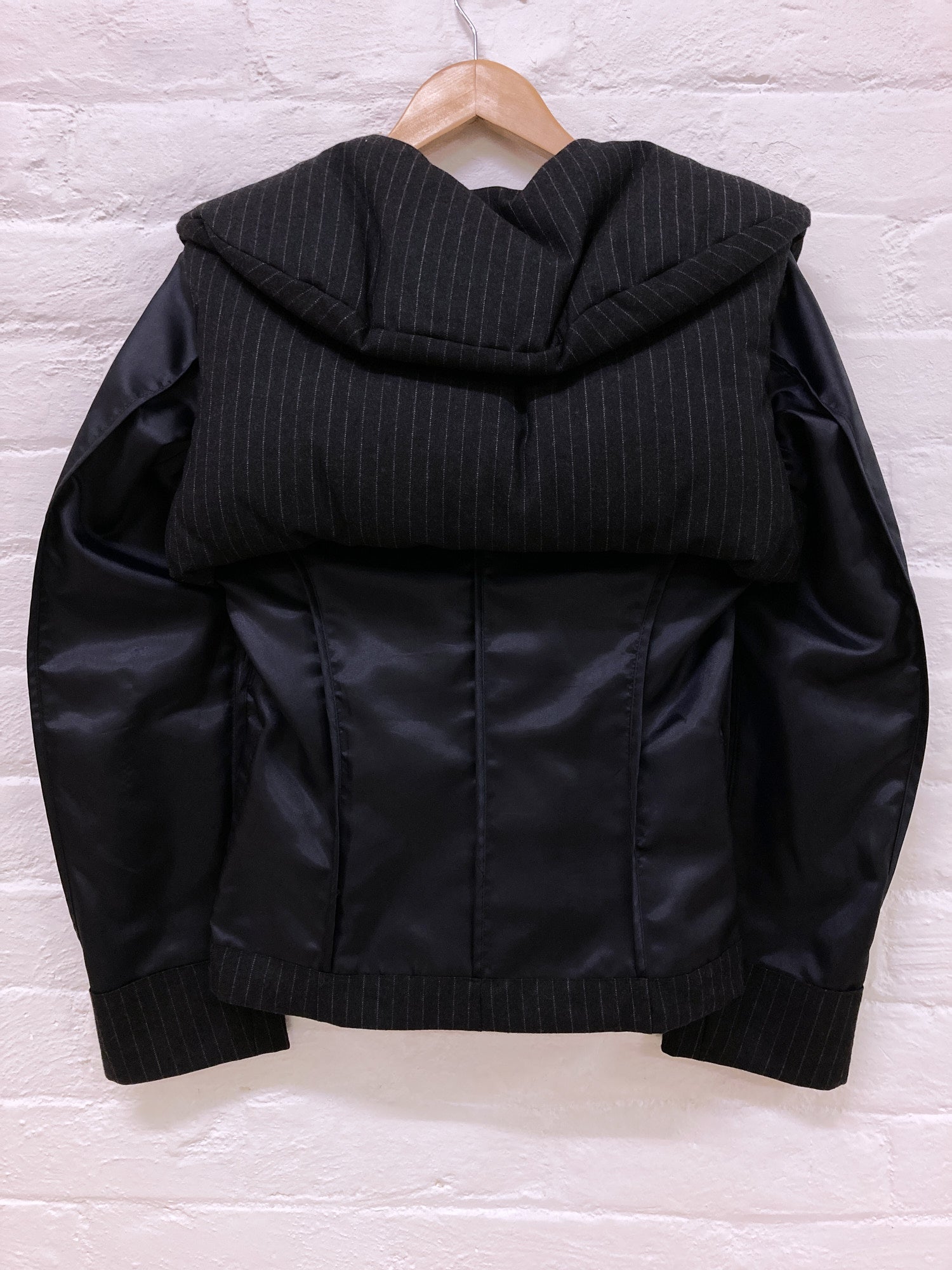 ジャケット・アウター 2004 JUNYA WATANABE COMME des GARCONS Junya Watanabe Comme des Garcons AW2004 padded grey wool inside