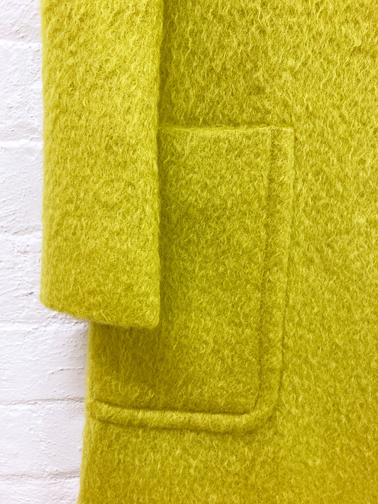 Gianfranco Ferre Studio 0001 lime green wool double-breasted coat - 40 8