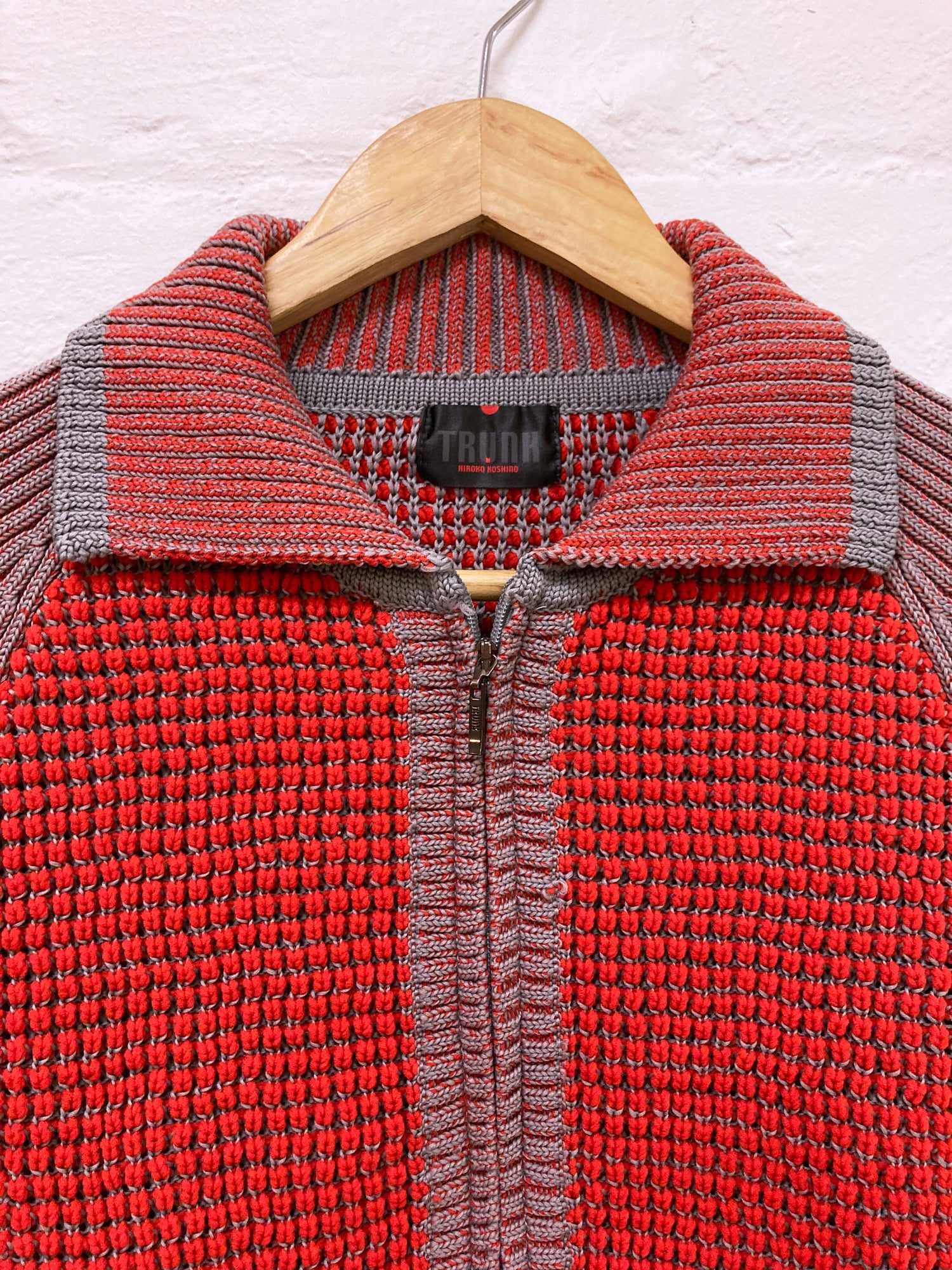 Trunk Hiroko Koshino grey red knit zipped cardigan – Filter store