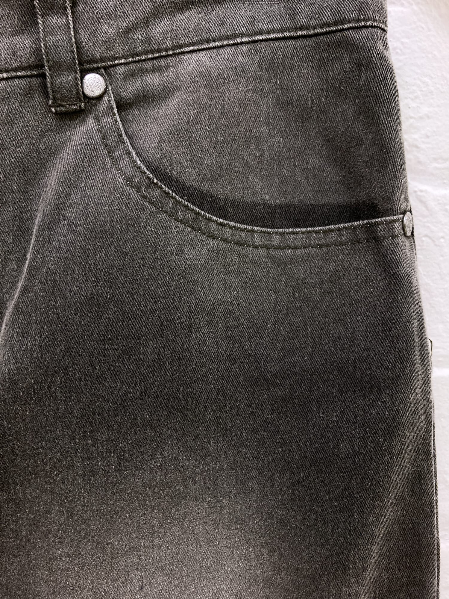 Jean Paul Gaultier Jean's 1990s distressed grey denim knee length skirt - 38