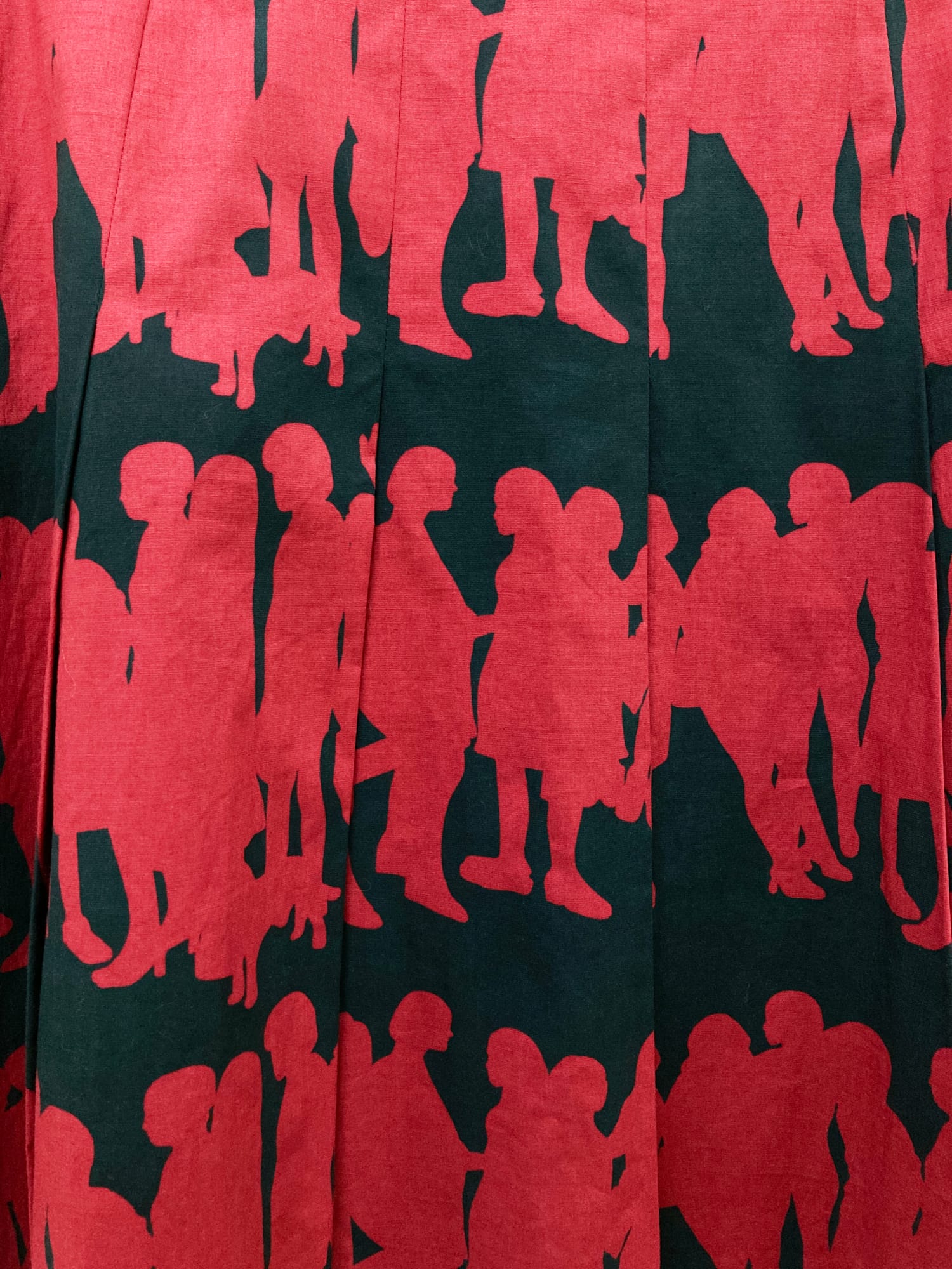 Jocomomola de Sybilla red pleated skirt with print of dancing silhouettes - 40