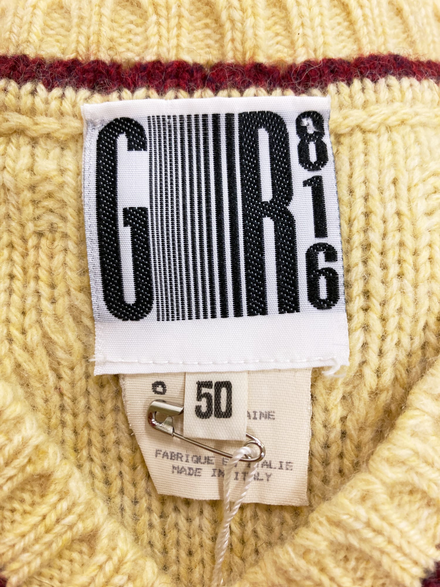 GR816 Gilles Rosier 1990s cream cable knit wool contrast trim v-neck jumper - 50
