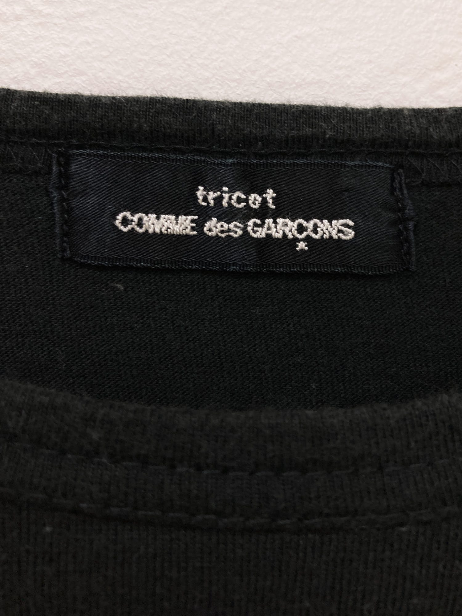 Comme des Garcons 1998 black cotton long sleeve t-shirt with flower logo print