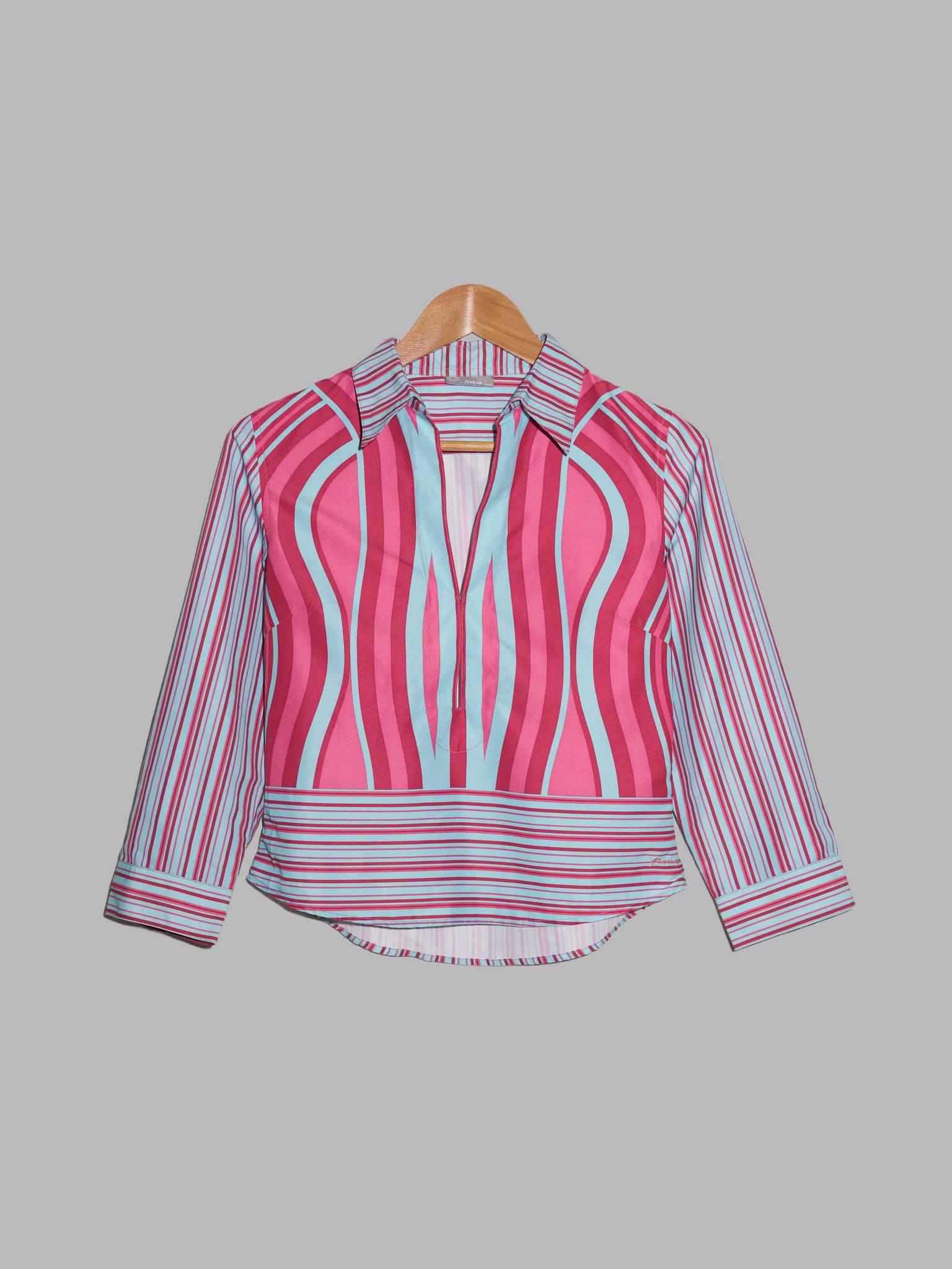 Firetrap spring 2003 blue pink striped polyester clasp neck top