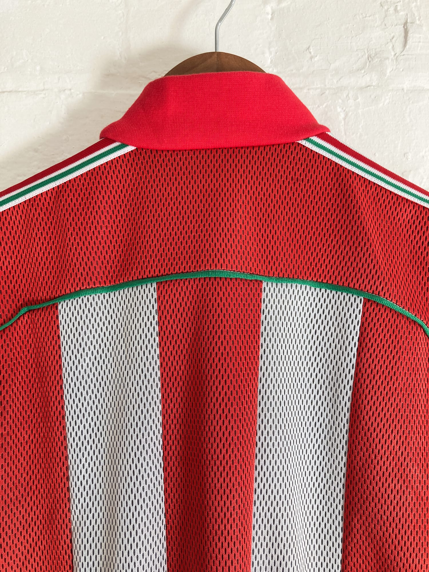 Eley Kishimoto red polyester mesh italian flag colour zip jacket - size 10
