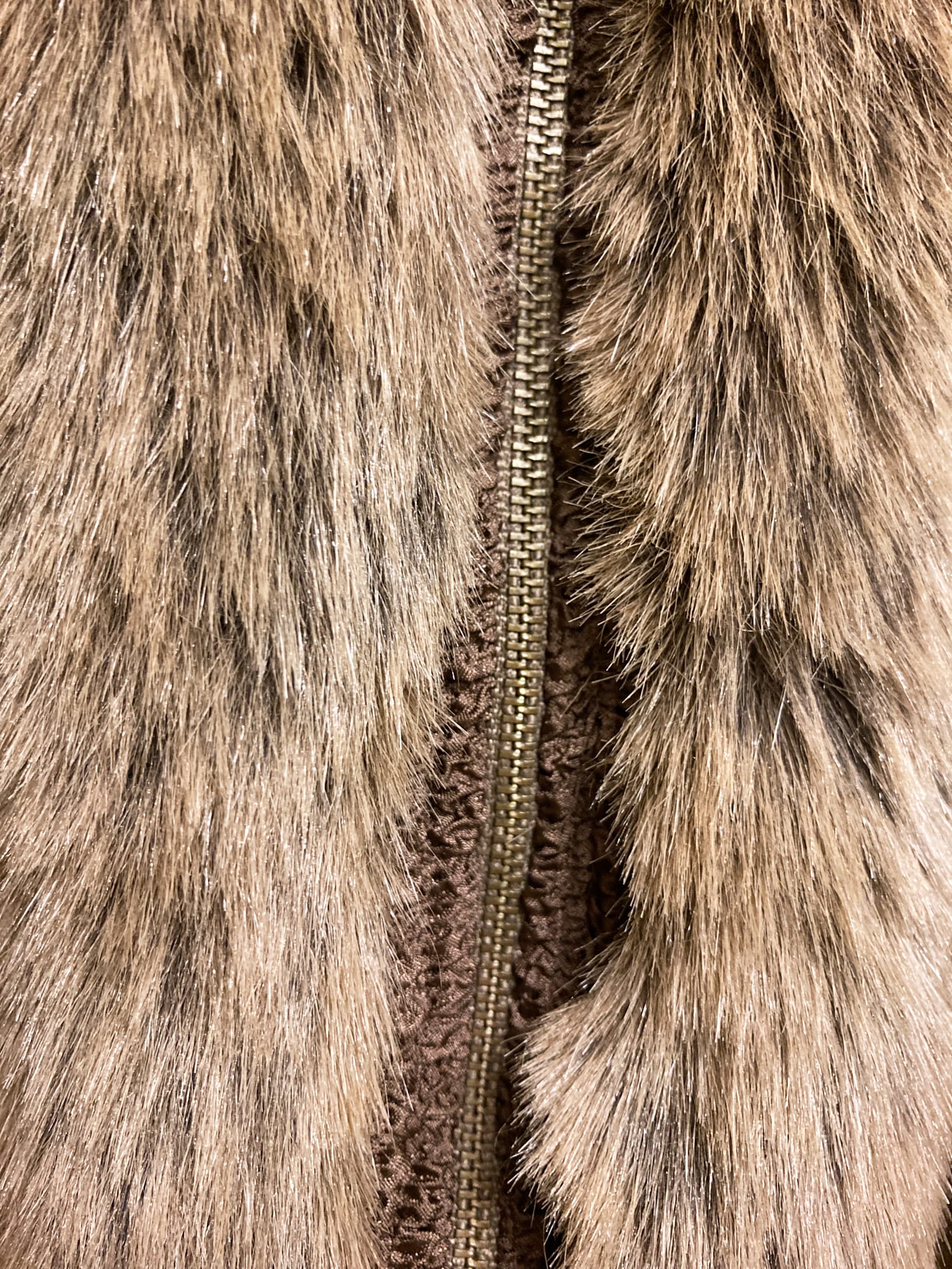 Yoshiki Hishinuma Peplum brown faux fur and wrinkled polyester jacket - size 2 M